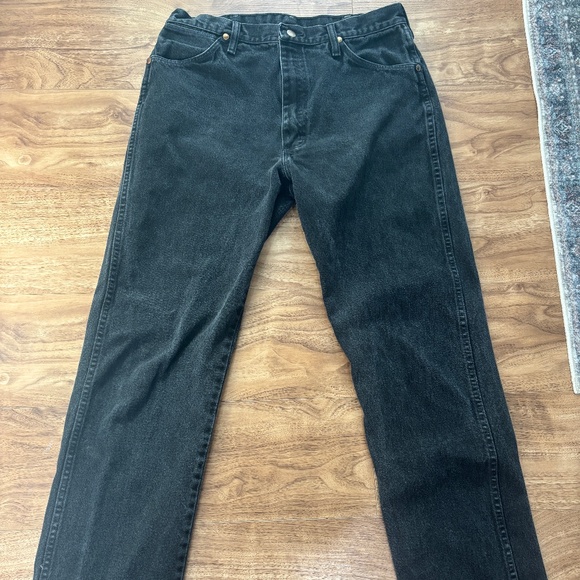 Wrangler Men’s Black Jeans | Size 34x36 - Picture 1 of 6